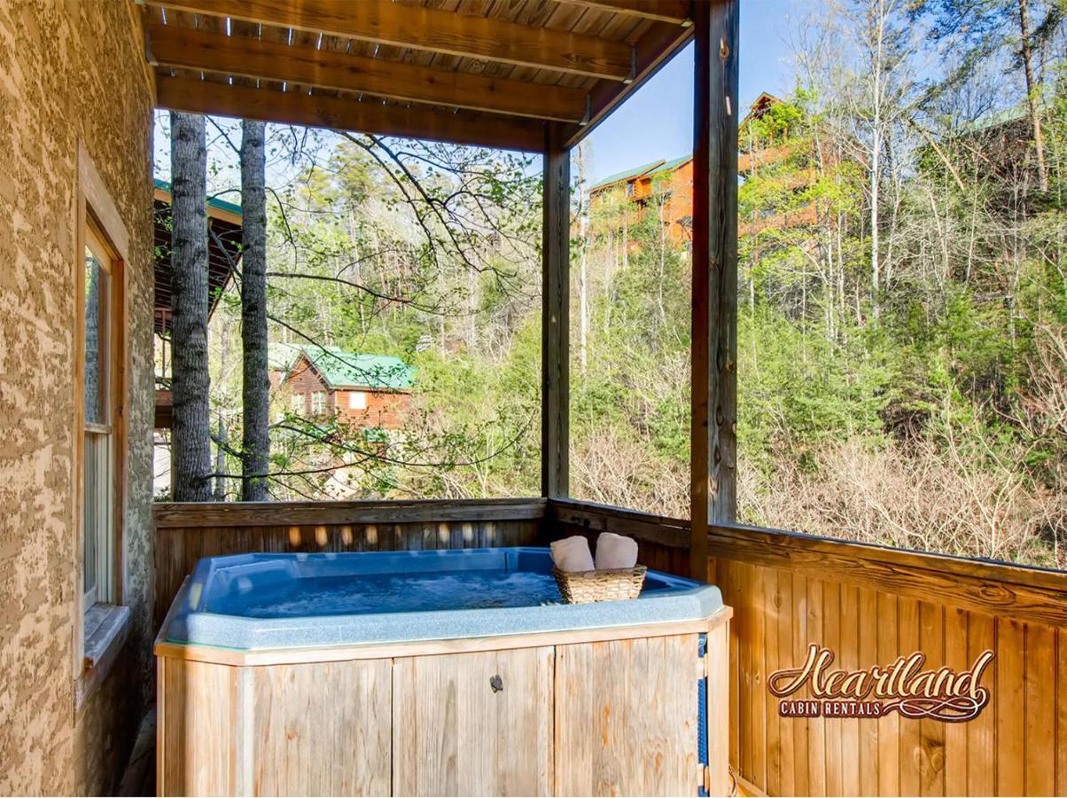 License To Chill Villa Pigeon Forge Exterior photo